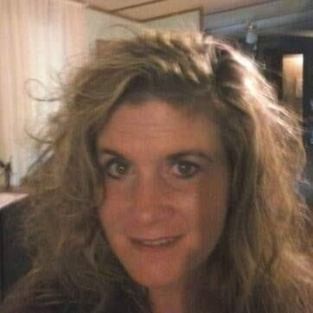 Meet your Posher, Angie